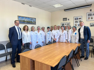 глава департамента ветеринарии Минсельхоза России Новикова Мария Викторовна в рамках рабочего визита посетила Смоленскую областную ветеринарную лабораторию - фото - 1